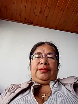   valentina18 online show from 12.18.24