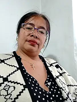   valentina18 online show from 12.30.24