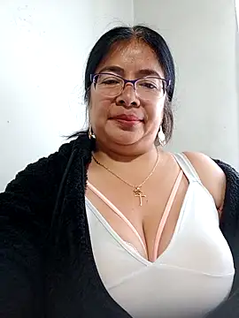   valentina18 online show from 02.20.25