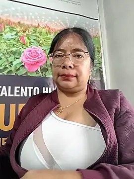   valentina18 online show from 04.24.26