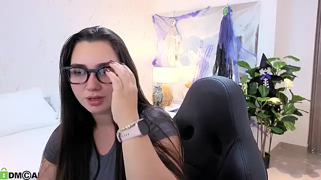 ava blue online show from 10.26.25