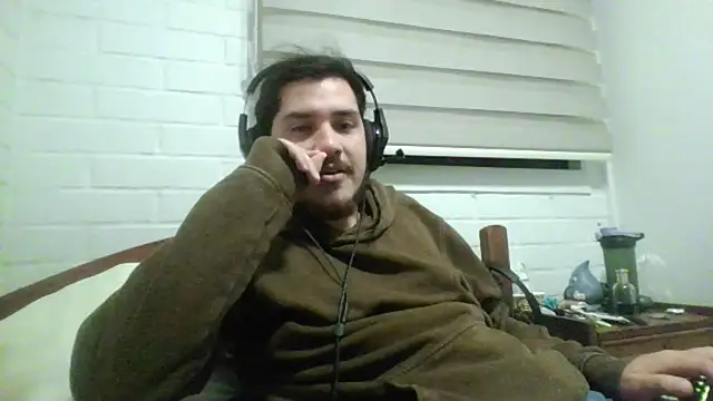 hung weeb online show from 04.15.26