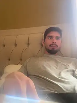 Tomthelong online show from 03.11.25