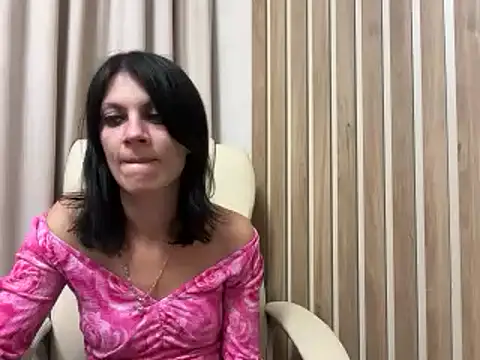 InjaAtHome online show from 09.16.25