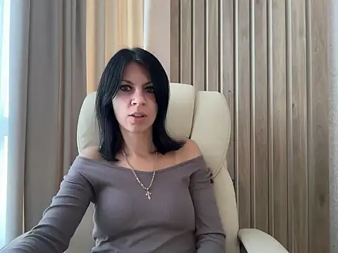 InjaAtHome online show from 09.22.25