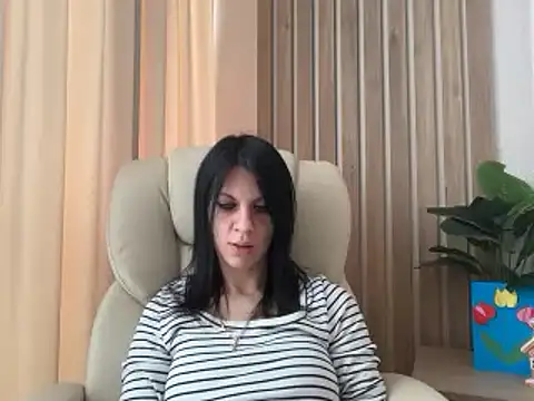 InjaAtHome online show from 04.17.26