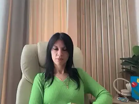 Snapshot of InjaAtHome chatting on 06.17.26 InjaAtHome online show from 06.17.26