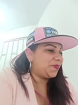 Snapshot of Alyona21 chatting on 02.27.25 Alyona21 online show from 02.27.25