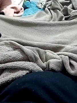 Snapshot of Santosgui14 chatting on 09.08.25 Santosgui14 online show from 09.08.25