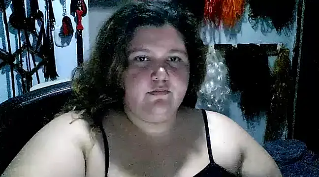 Snapshot of squirt322bbw chatting on 01.21.25 squirt322bbw online show from 01.21.25