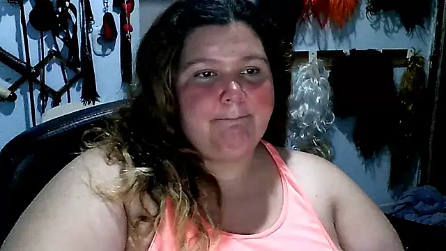 Snapshot of squirt322bbw chatting on 01.28.25 squirt322bbw online show from 01.28.25