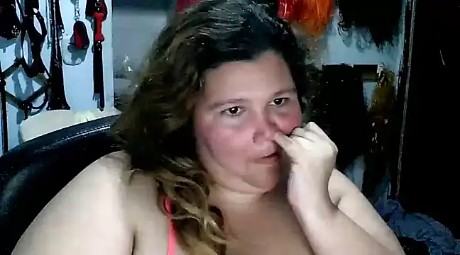 Snapshot of squirt322bbw chatting on 02.10.25 squirt322bbw online show from 02.10.25