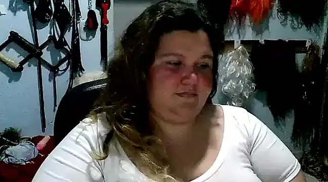 Snapshot of squirt322bbw chatting on 02.13.25 squirt322bbw online show from 02.13.25