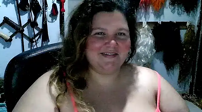 Snapshot of squirt322bbw chatting on 02.14.25 squirt322bbw online show from 02.14.25
