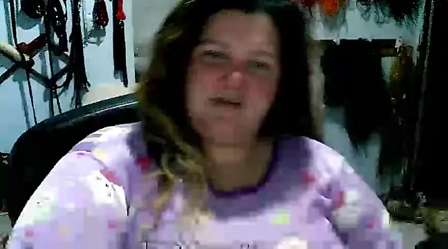 Snapshot of squirt322bbw chatting on 02.17.25 squirt322bbw online show from 02.17.25