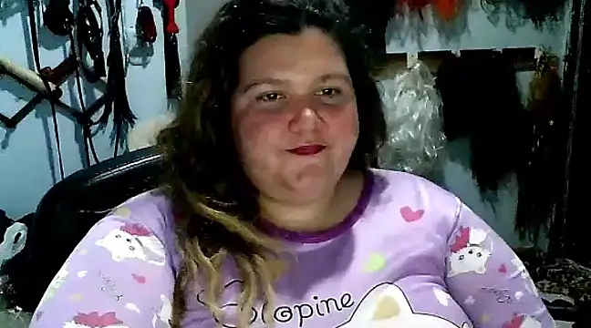 Snapshot of squirt322bbw chatting on 02.17.25 squirt322bbw online show from 02.17.25