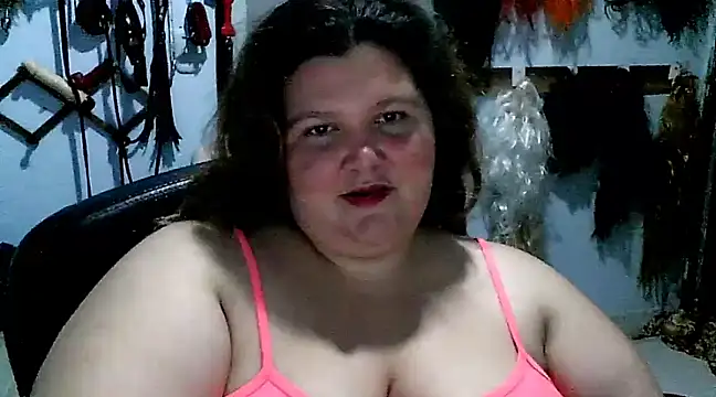 Snapshot of squirt322bbw chatting on 02.18.25 squirt322bbw online show from 02.18.25
