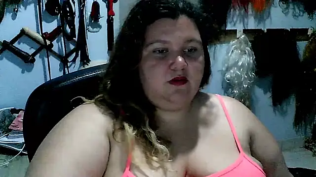 Snapshot of squirt322bbw chatting on 02.19.25 squirt322bbw online show from 02.19.25