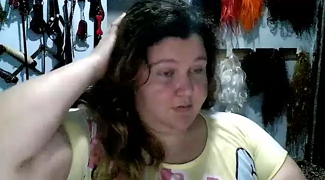 Snapshot of squirt322bbw chatting on 02.25.25 squirt322bbw online show from 02.25.25