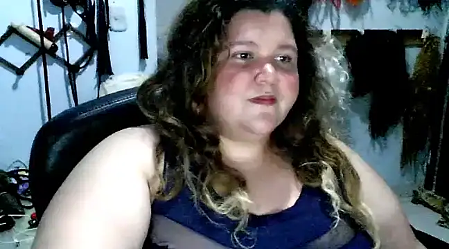 Snapshot of squirt322bbw chatting on 03.07.25 squirt322bbw online show from 03.07.25