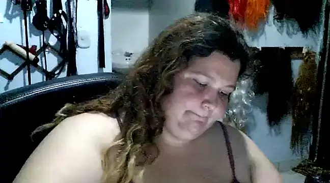 Snapshot of squirt322bbw chatting on 03.11.25 squirt322bbw online show from 03.11.25