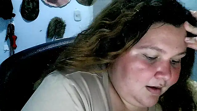 Snapshot of squirt322bbw chatting on 03.18.25 squirt322bbw online show from 03.18.25