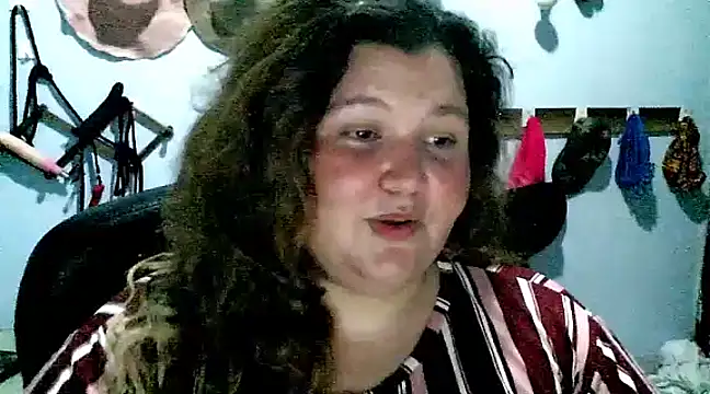 Snapshot of squirt322bbw chatting on 03.21.25 squirt322bbw online show from 03.21.25