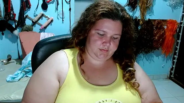 Snapshot of squirt322bbw chatting on 09.10.25 squirt322bbw online show from 09.10.25