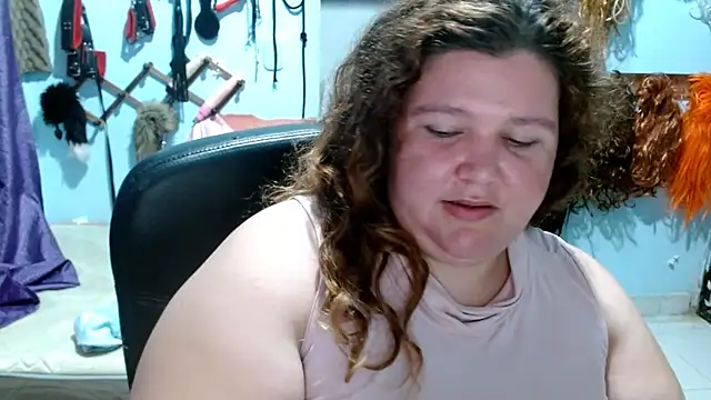 Snapshot of squirt322bbw chatting on 09.11.25 squirt322bbw online show from 09.11.25