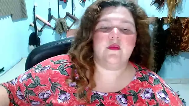 Snapshot of squirt322bbw chatting on 09.23.25 squirt322bbw online show from 09.23.25