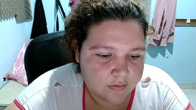 Snapshot of squirt322bbw chatting on 10.04.25 squirt322bbw online show from 10.04.25