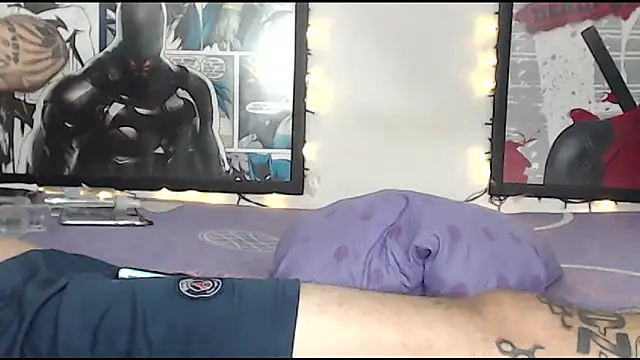 Snapshot of LoveGazoXXX chatting on 10.05.25 LoveGazoXXX online show from 10.05.25