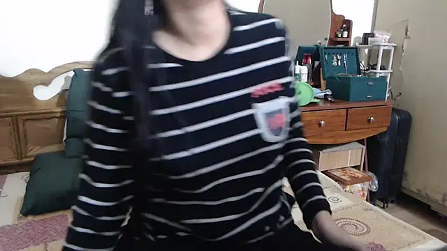 Snapshot of Beauty_Asian_Tina chatting on 11.05.25 Beauty Asian Tina online show from 11.05.25