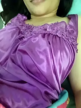 Snapshot of Beauty_Asian_Tina chatting on 11.11.25 Beauty Asian Tina online show from 11.11.25