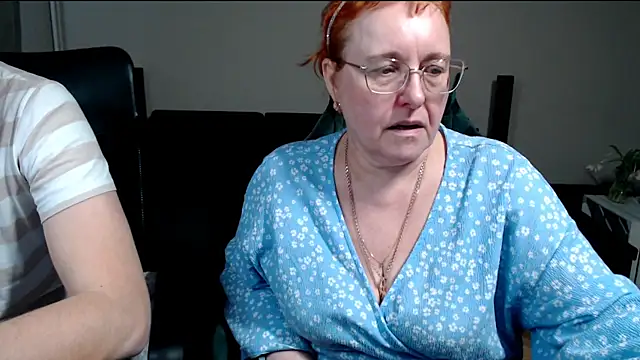 Snapshot of JoannaAndNeighbour chatting on 02.17.26 JoannaAndNeighbour online show from 02.17.26