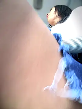 Snapshot of __IRIS__ chatting on 11.24.25 IRIS online show from 11.24.25