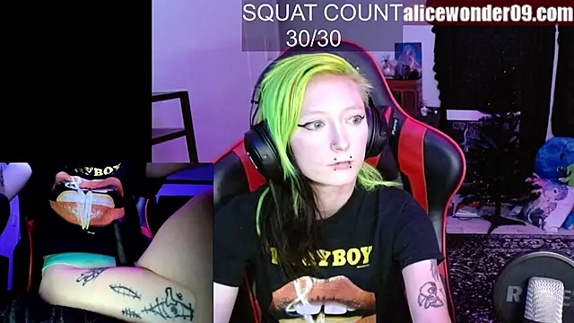 alicewonder09 online show from 11.16.25