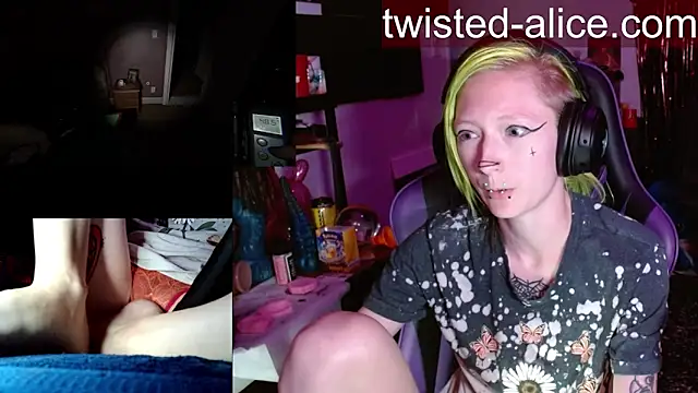 alicewonder09 online show from 05.31.26