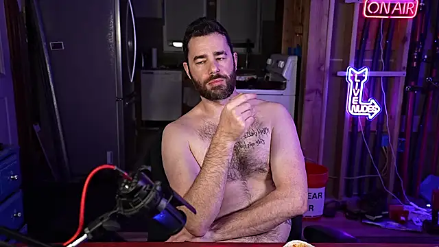 Snapshot of Fastflogger1 chatting on 12.13.24 Fastflogger1 online show from 12.13.24