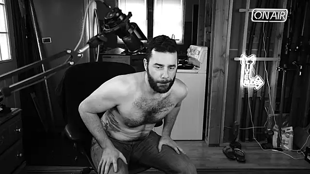 Snapshot of Fastflogger1 chatting on 12.15.24 Fastflogger1 online show from 12.15.24