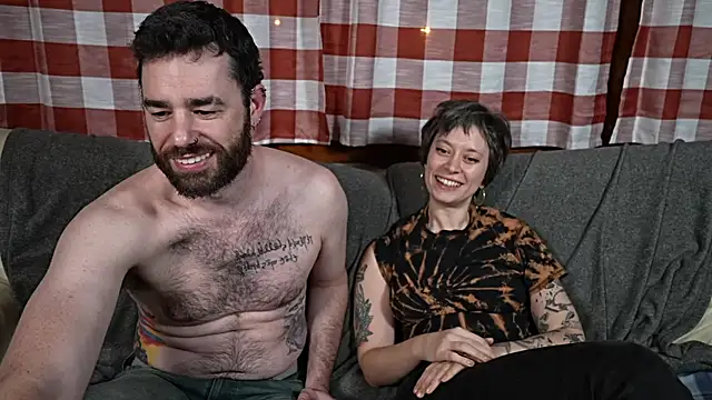 Snapshot of Fastflogger1 chatting on 01.06.25 Fastflogger1 online show from 01.06.25