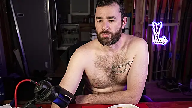 Snapshot of Fastflogger1 chatting on 01.30.25 Fastflogger1 online show from 01.30.25