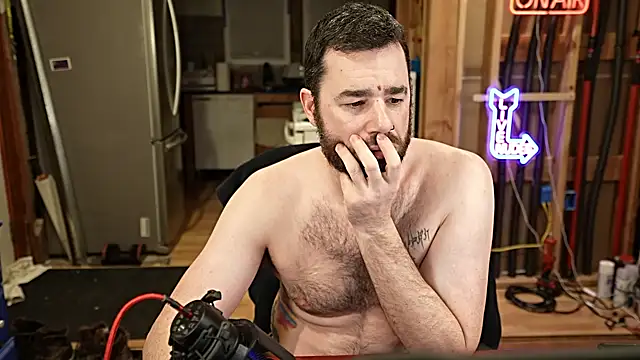 Snapshot of Fastflogger1 chatting on 02.10.25 Fastflogger1 online show from 02.10.25