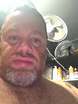 Snapshot of Bagod1984 chatting on 12.14.25 Bagod1984 online show from 12.14.25