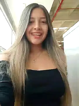 Snapshot of alana_69 chatting on 01.15.25 alana 69 online show from 01.15.25
