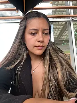 Snapshot of alana_69 chatting on 03.22.25 alana 69 online show from 03.22.25