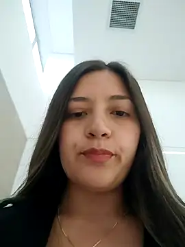 Snapshot of alana_69 chatting on 09.17.25 alana 69 online show from 09.17.25