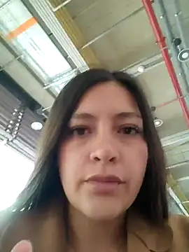 Snapshot of alana_69 chatting on 11.25.25 alana 69 online show from 11.25.25