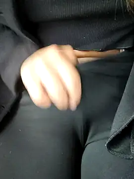 Snapshot of alana_69 chatting on 11.28.25 alana 69 online show from 11.28.25