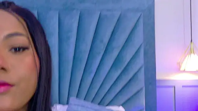 Snapshot of Sara_Boom chatting on 01.28.25 Sara Boom online show from 01.28.25